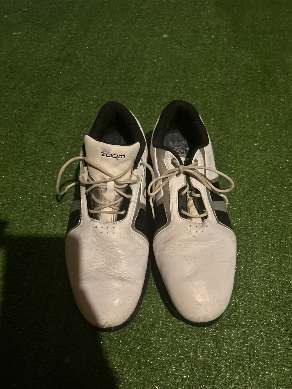 Zoom Men's White and Black Golf Shoes 10 W NIKE